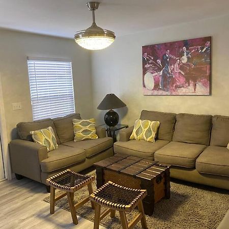 Private Townhouse With Courtyard And Covered Patio Γουεστ Παλμ Μπιτς Εξωτερικό φωτογραφία